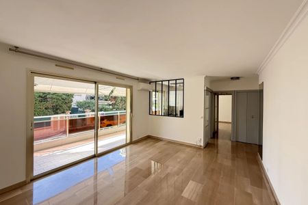 Location appartement 2 pièces vide - Photo 2