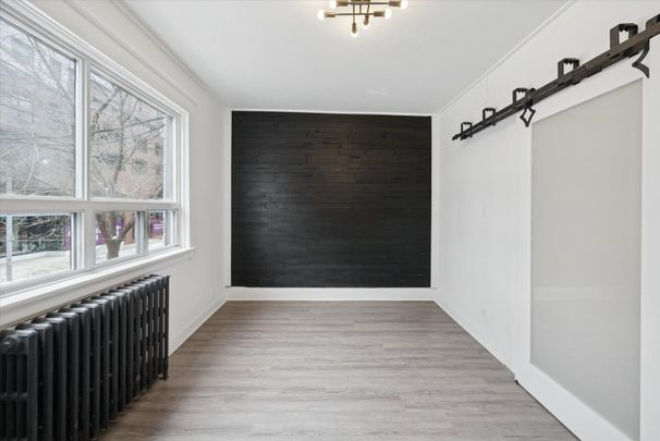 For Lease - 1578A Queen Street, Toronto, Ontario - Photo 1