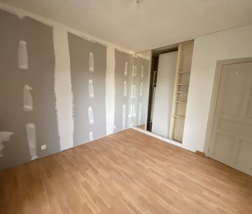 Location Appartement 3 pièces 74m² CHATEAUBRIANT 44110 - Photo 2