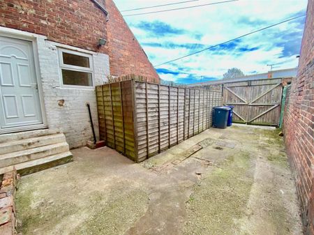 Victoria Road East, Hebburn - Photo 5