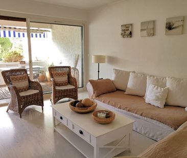 Location Appartement 3 pièces 71m² CASSIS 13260 - Photo 3
