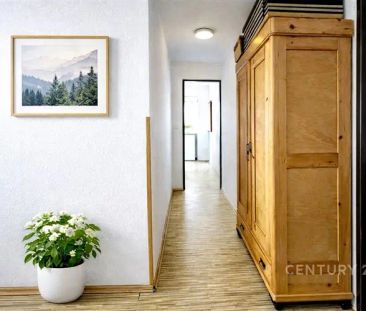 Pronájem bytu 2+kk s balkonem, 66,4 m - Fotografie 6