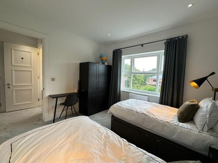 4 bedroom semi-detached house to rent - Photo 5