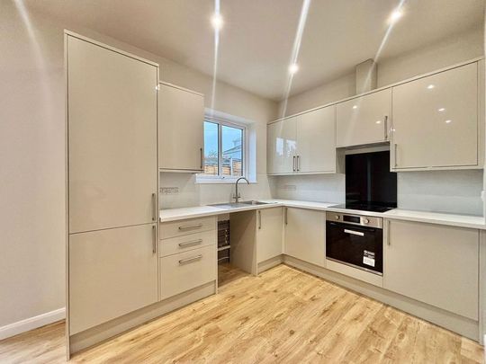 3 bedroom terraced house to rent - Photo 1