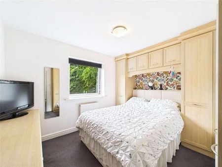 Dawlish Close, Bramhall, Stockport, Greater Manchester, SK7 - Photo 5