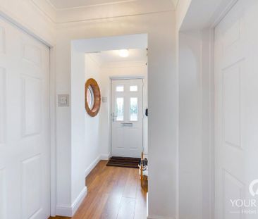 3 bedroom detached house to rent - Photo 3