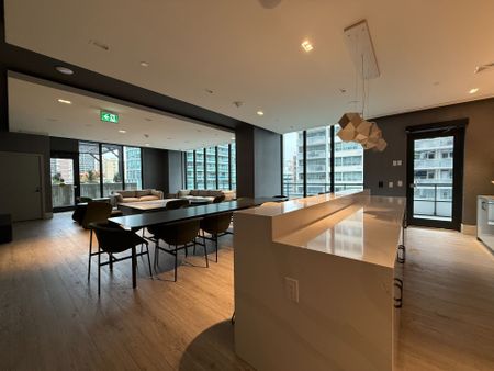 For Lease - 65 Broadway Avenue Unit# 902, Toronto, Ontario - Photo 4