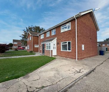 3 bedroom semi-detached house to rent - Photo 4