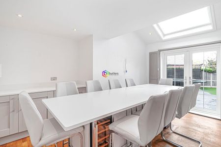 5 bedroom end of terrace house to rent - Photo 5