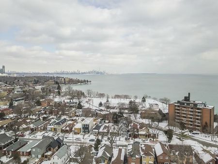 For Lease - 41 Sixth Street, Toronto, Ontario - Photo 5