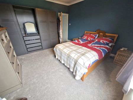 2 bedroom property to rent - Photo 4
