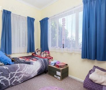 Low maintenance three bedroom home - Photo 4