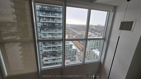 iLofts , #2508 - Photo 4