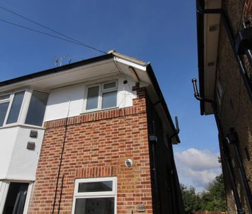2 bedroom maisonette to rent - Photo 2