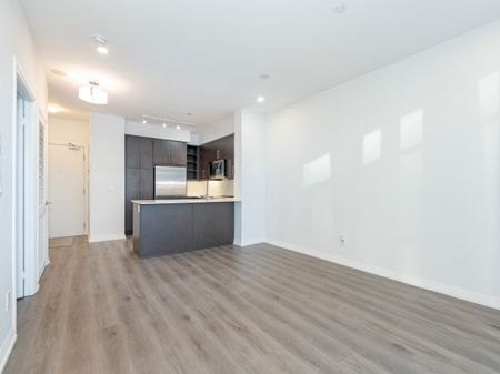 For Lease - 65 Oneida Crescent Unit# 102, Richmond Hill, Ontario - Photo 2