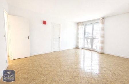 Location Appartement 4 pièces 72m² ANGERS 49100 - Photo 4