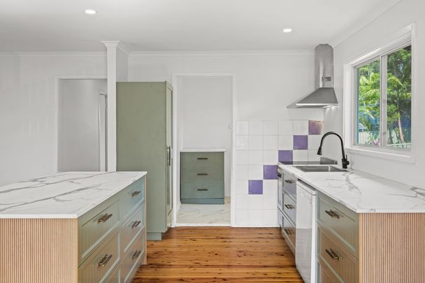 Ideally Located - Photo 1