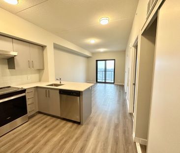 For Lease - 15 Queen Street Unit# 1813, Hamilton, Ontario - Photo 3