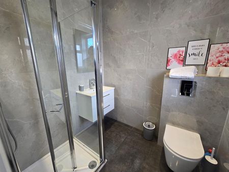 Gresham Gardens, London NW11 - Photo 3