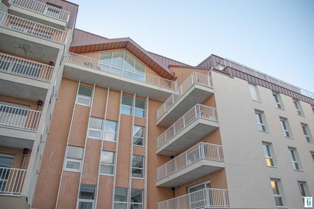 Location Appartement 3 pièces 66m² ROUEN 76100 - Photo 2