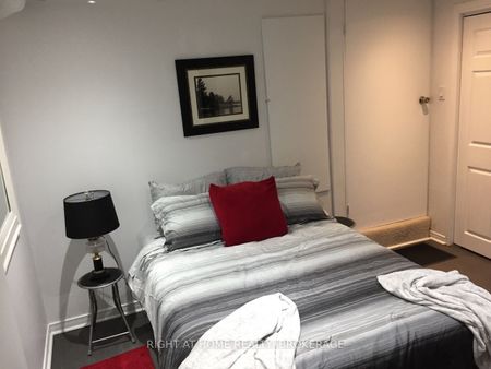 For Lease - 164 Trafalgar Road, Oakville, Ontario - Photo 4