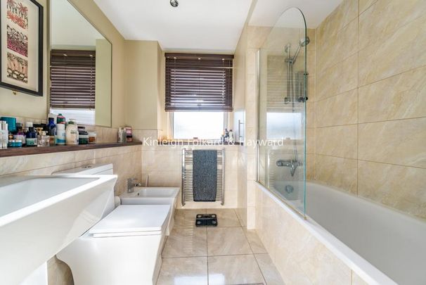 3 bedroom flat to rent - Photo 1