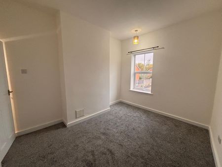 VictoriaCrescent, BURTON-ON-TRENT - Photo 3