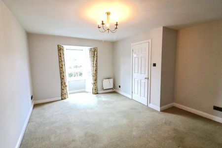 3 bedroom link detached house to rent - Photo 4
