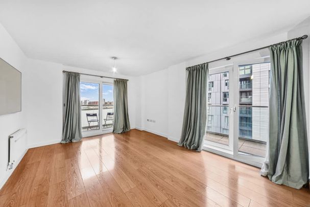 25 Barge Walk London SE10 - Photo 1