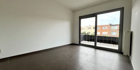Appartement te huur in Merksem voor € 950 met 2 slaapkamers - Photo 3