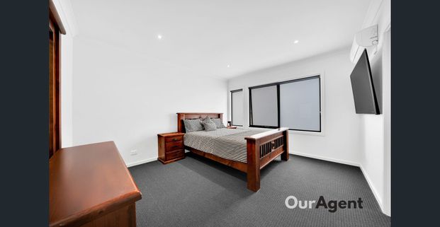 Family Home With Separate Driveway - Photo 1