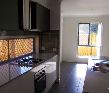 3 Bed Townhouse with courtyard - Photo 2