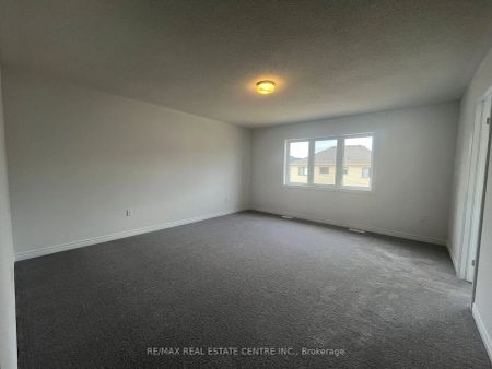 Property For Lease | X8430208 - Photo 3