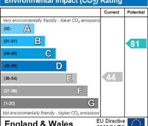 3 bedroom flat to rent - Photo 2