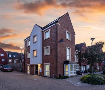 4 bedroom terraced house to rent - Photo 4