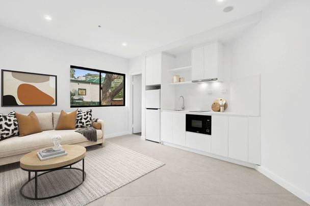 Brookvale, 5 Fitzell Place - Photo 1