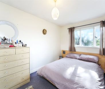 Heathcote Road, Twickenham, TW1 flat to rent - Photo 3