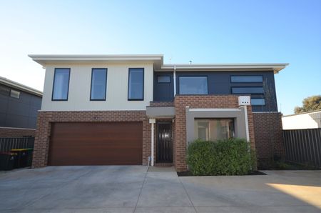 3/35 Sternberg Street, Kennington - Photo 2