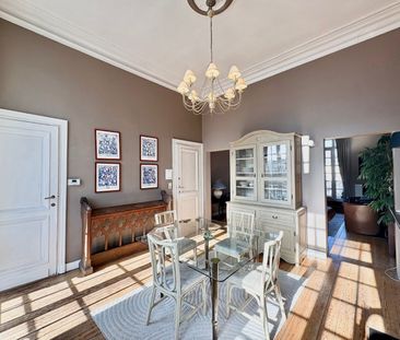 Gemeubeld duplex-appartement met terras in het hart van de stad - Foto 3