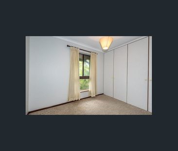 Spacious living in a prime Forrestfield location!! - Photo 5