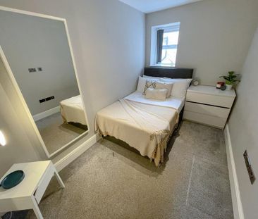 7 bedroom terraced house to rent - Photo 2