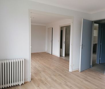 APPARTEMENT AVEC PARKING COUVERT CHAUVIGNY - T 3 - 82,17 m2 - Photo 1