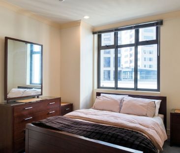 Furnished Executive Apartment in Kelvin House Prime CBD Location - Photo 3