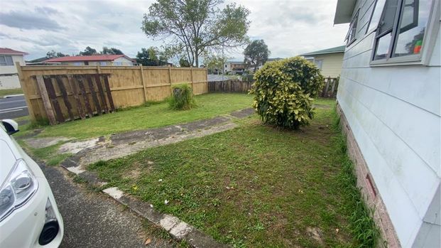 26, Orly Avenue, Mangere - Photo 1