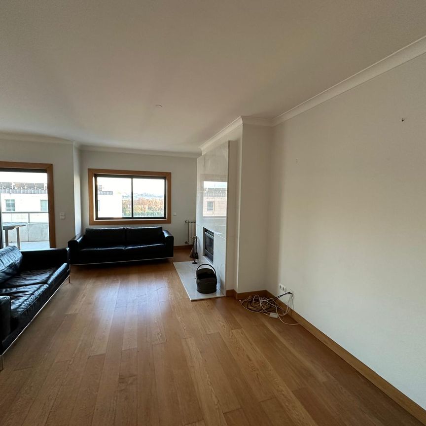 Apartamento T3 + 1 em Condomínio Fechado na Foz - Foto 1