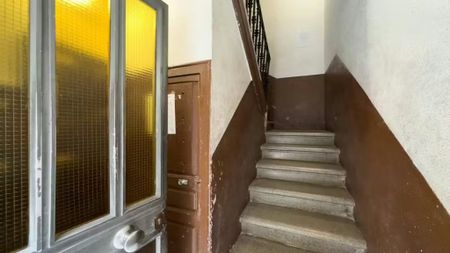 Carrer de Sant Roc, Barcelona, Catalonia 08014 - Photo 4