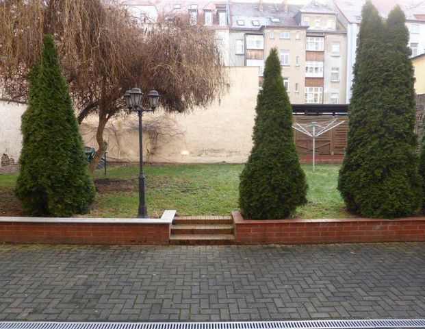 1-Raum-Wohnung (bei Bedarf mit Möbeln) - Photo 1