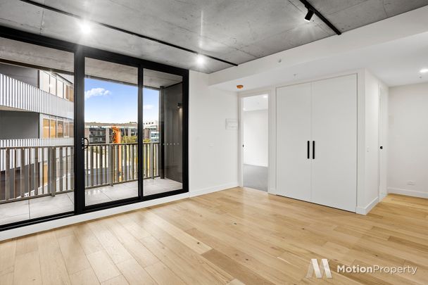 102/757 Toorak Road, Hawthorn East VIC 3123 - Apartment For Rent | Domain - Photo 1