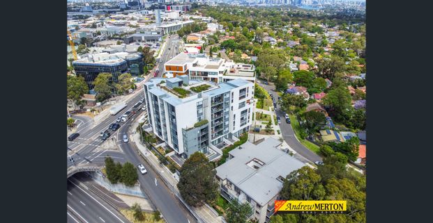 Prime Location - Great Views - Photo 1