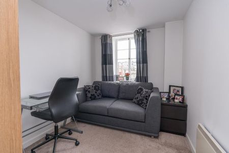 2 bedroom flat to rent - Photo 3